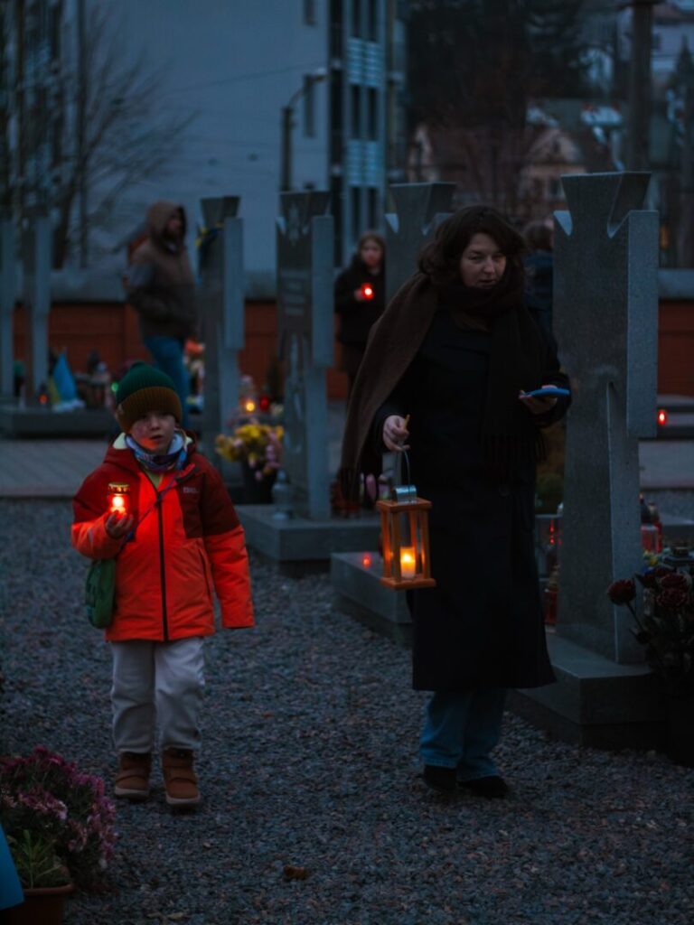 7 грудня 2025 року Вифлеємський Вогонь Миру прибув до Львова