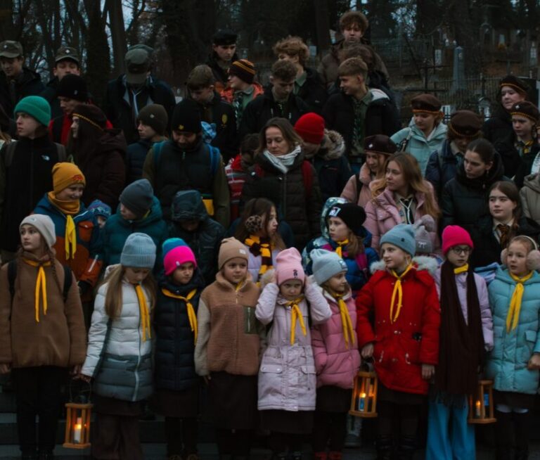 7 грудня 2025 року Вифлеємський Вогонь Миру прибув до Львова