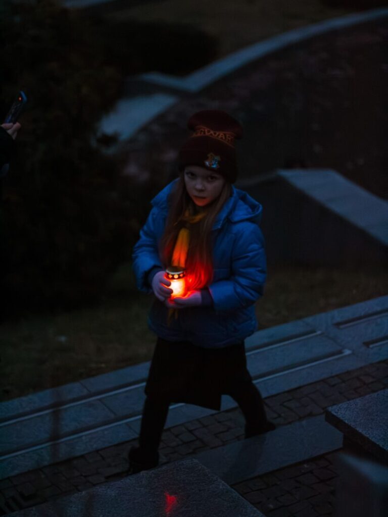 7 грудня 2025 року Вифлеємський Вогонь Миру прибув до Львова