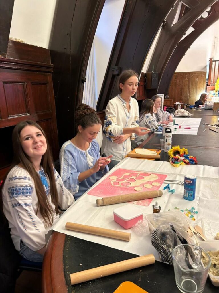 29 листопада 2025 пластуни Лондона проводили Андріївські вечорниці