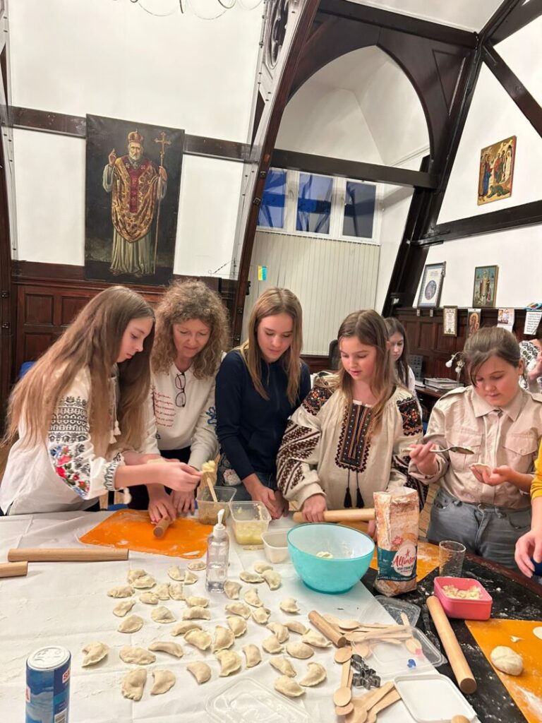 29 листопада 2025 пластуни Лондона проводили Андріївські вечорниці