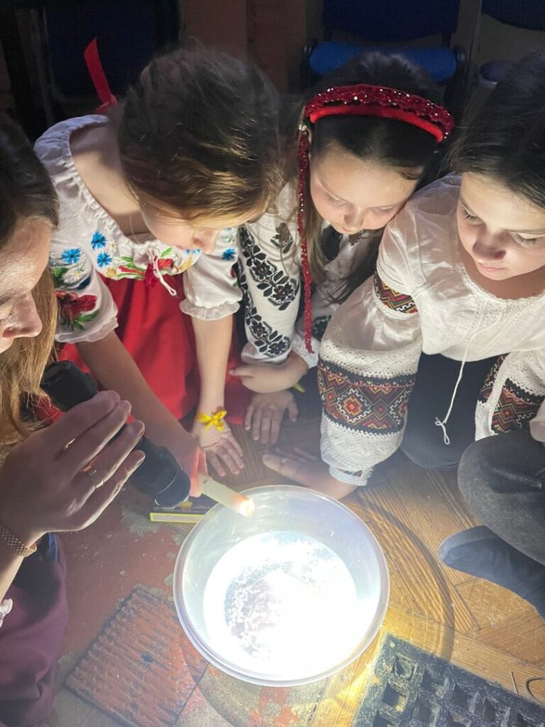 29 листопада 2025 пластуни Лондона проводили Андріївські вечорниці