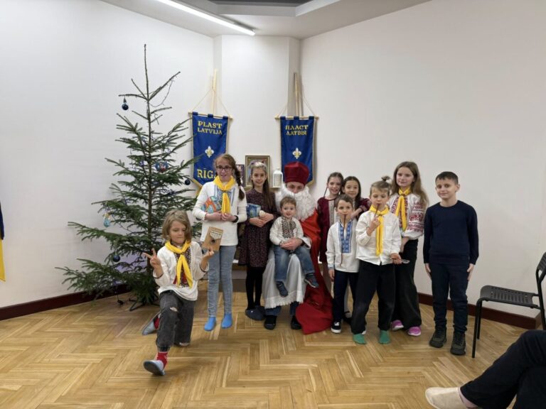 6 грудня 2025 відбулись сходини Пласту в Латвії на Святого Миколая