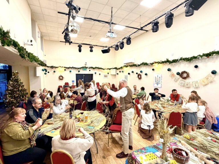 Пластуни Ноттінґгама організували майстер-клас із виготовлення Дідухів