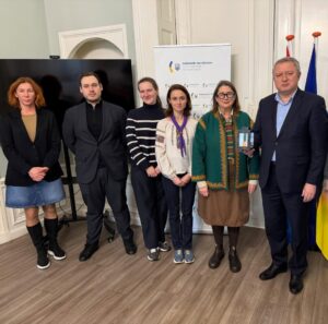 19 грудня 2025 у Посольстві України в Нідерландах пластуни передали Вифлеємський Вогонь Миру