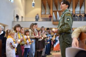 14 грудня 2025 пластуни Штутґарта взяли участь в акції Вифлеємського Вогню Миру