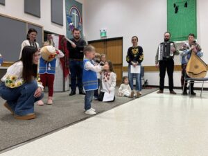 Відбулась Свічечка в осередку Пласту у Саскатуні