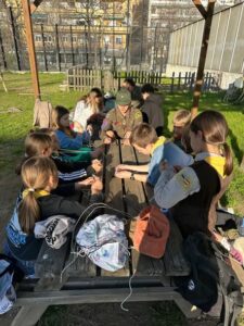 Пластуни Барселони провели сходини з нагоди дня народження Бі-Пі