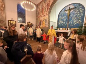 Пластуни взяли участь у Різдвяній літургії Христовій в місті Рандерс